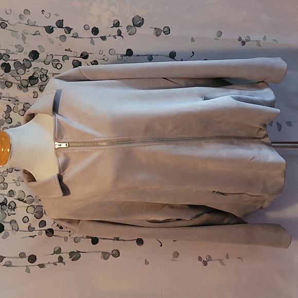 Maurices Jackets & Blazers - Very soft texture coat